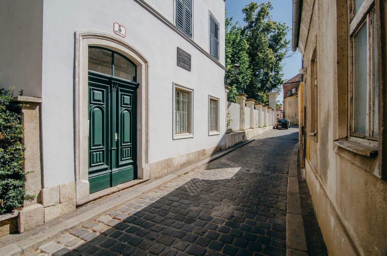 Old Town Tale Apartamento Zagreb Exterior foto